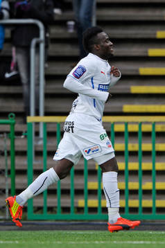 Helsingborgs David Accam jublar