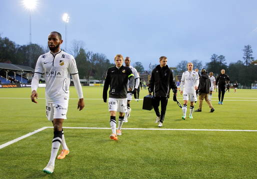 Häckens René Makondele deppar