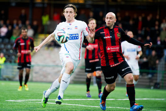 Helsingborgs Carl Johansson mot Brommapojkarnas Kristinn