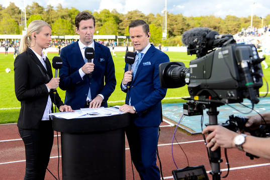 Malin Jonsson, Jonas Dahlquist och Jon Persson, Cmore,