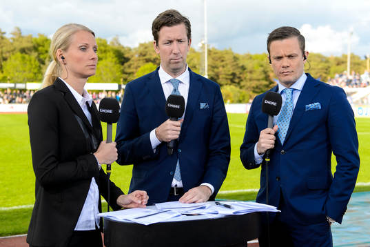 Malin Jonsson, Jonas Dahlquist och Jon Persson, Cmore,