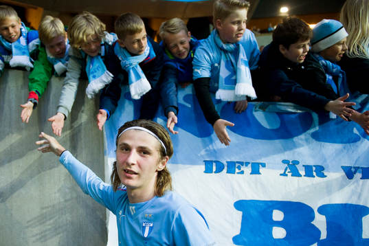 Malmö FFs Pawel Cibicki tackar publiken