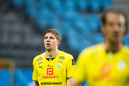 Halmstads Mikael Boman deppar