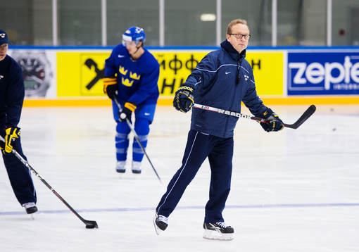 Förbundskapten Pär Mårts på Sveriges träning