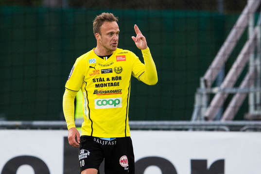 Mjällbys Marcus Ekenberg jublar