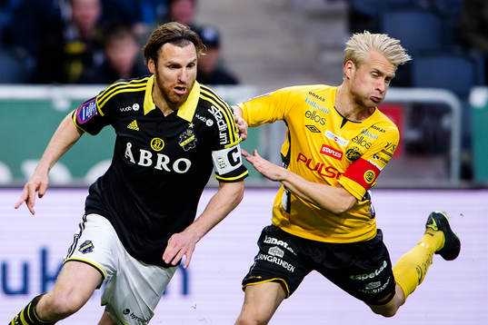 s Nils-Eric Johansson och Elfsborgs Johan Larsson