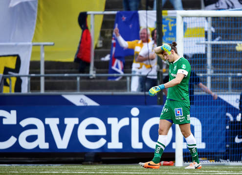 Norrköpings målvakt David Mitov Nilsson deppar