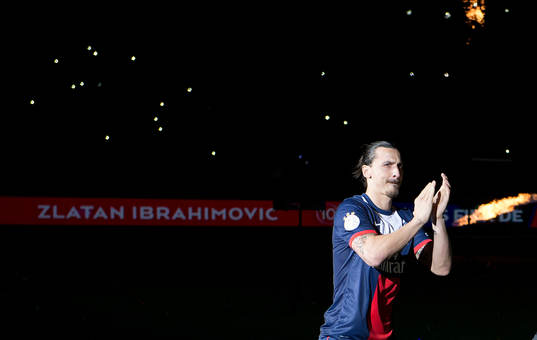 Zlatan Ibrahimovic, Paris Saint Germain jublar