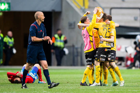 Elfsborgs spelare jublar
