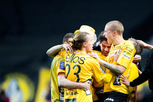 Elfsborgs spelare jublar