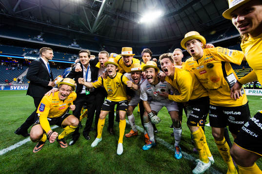 Elfsborgs spelare jublar