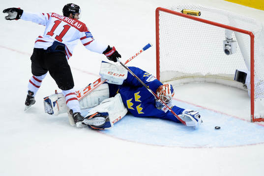 Kanadas Jonathan Huberdeau missar straffen mot Sveriges
