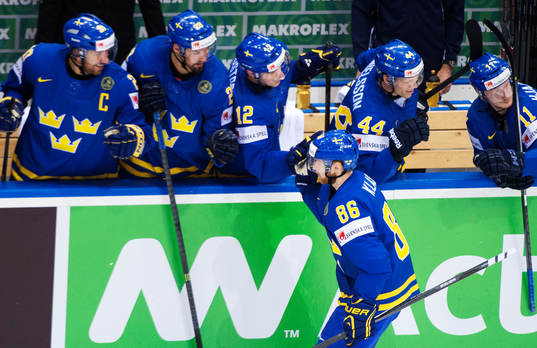 Sveriges Linus Klasen jublar