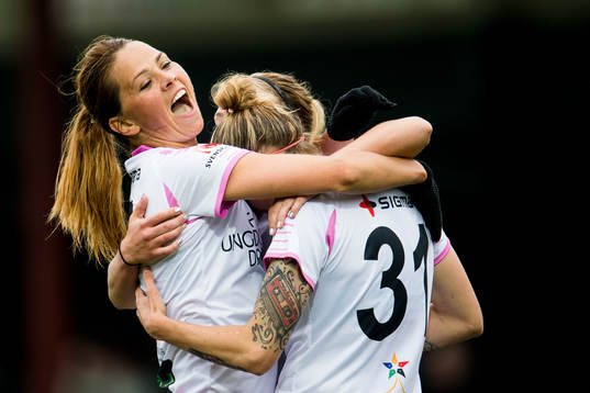 Rosengårds Sara Björk Gunnarsdottir jublar