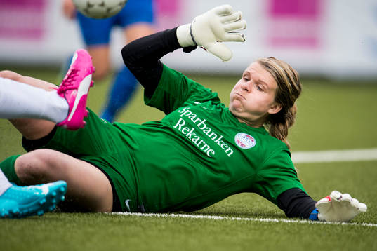 Eskilstunas målvakt Emelie Almesjö