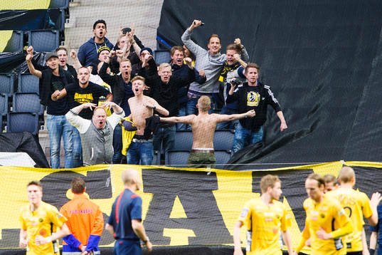 Elfsborgs supportrar jublar