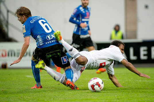 Halmstads Johan Blomberg och Brommapojkarnas Serge-Junior