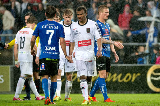 Brommapojkarnas Serge-Junior Martinsson Ngouali deppar