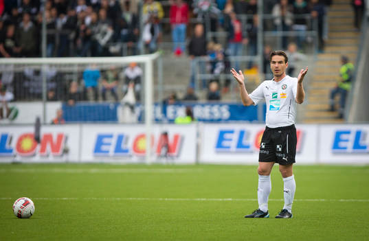 Örebros Nordin Gerzic deppar