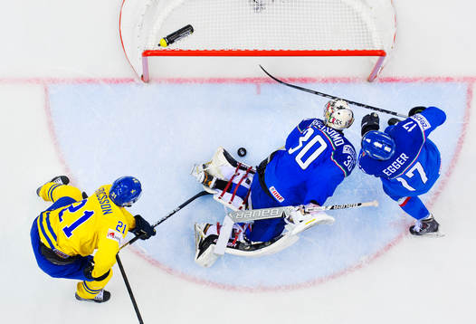 Sveriges Jimmie Ericsson skjuter in 1-5 bakom Italiens