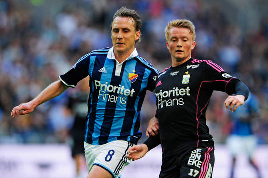 Djurgårdens Andreas Johansson  och IFK Göteborgs Sam