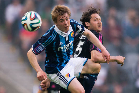 Djurgårdens Simon Tibbling och IFK Göteborgs Philip
