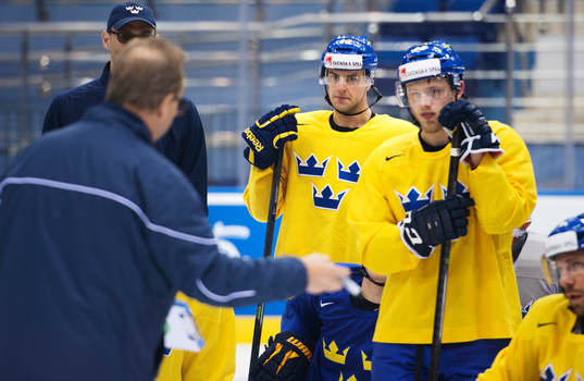 Joakim Lindström och Oscar Möller på Sveriges träning