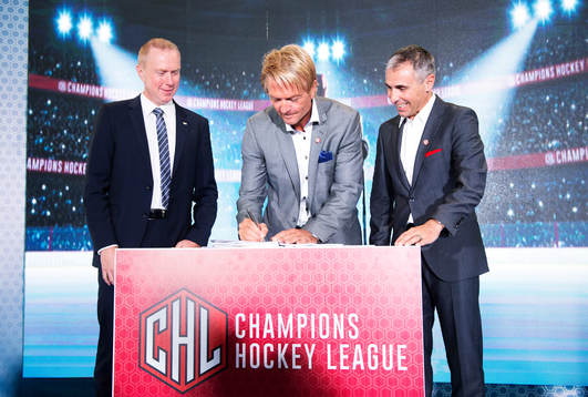 s ordförande Anders Ternbom och Martin Baumann, vd för
