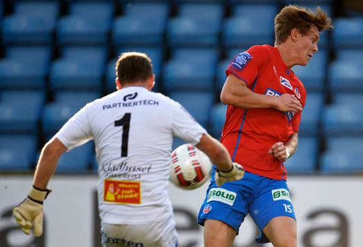 Åtvidabergs målvakt Henrik Gustavsson och Helsingborgs