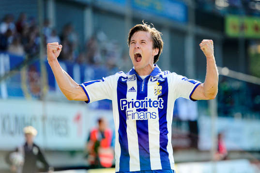 IFK Göteborgs Lasse Vibe firar