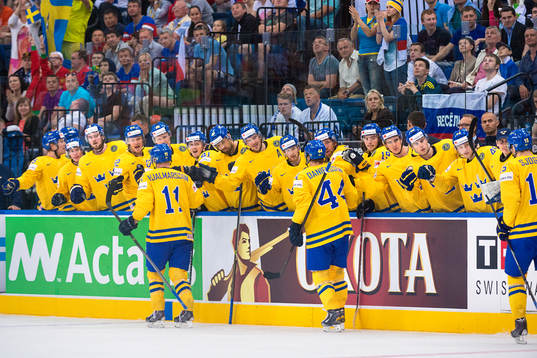 Sveriges Simon Hjalmarsson jublar