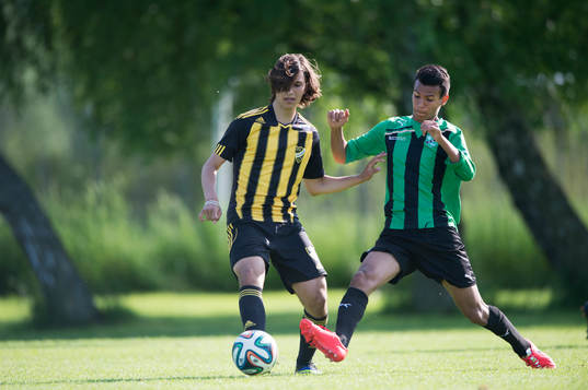 IFK Hässleholms Mert Yanev  i matchen i juniorallsvenskan