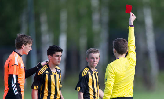 IFK Hässleholms Abdulmajid Al Hamwy blir utvisad  i