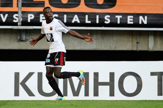 Östersunds Modou Barrow jublar
