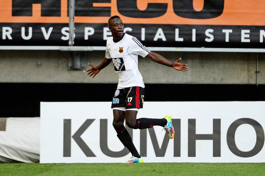 Östersunds Modou Barrow jublar