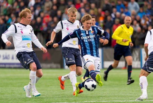 Simon Tibbling, Djurgården mot Simon Lundevall och Robin