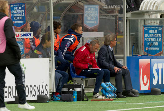 Andreas Johansson, Djurgården börjar på avbytarbänken