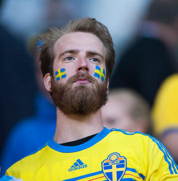 Svenska supporters i landskampen mellan Danmark och Sverige