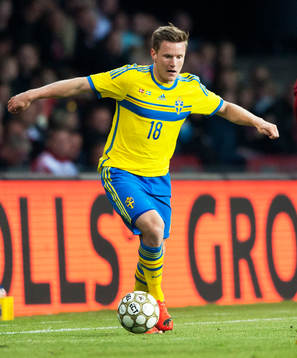 Sveriges Mattias Johansson i landskampen mellan Danmark och