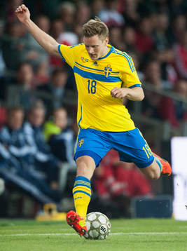 Sveriges Mattias Johansson i landskampen mellan Danmark och