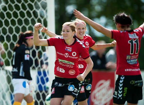 Bläddra bland fler bilder av Fotboll, svenska cupen, semifinal, Kristianstad - Örebro