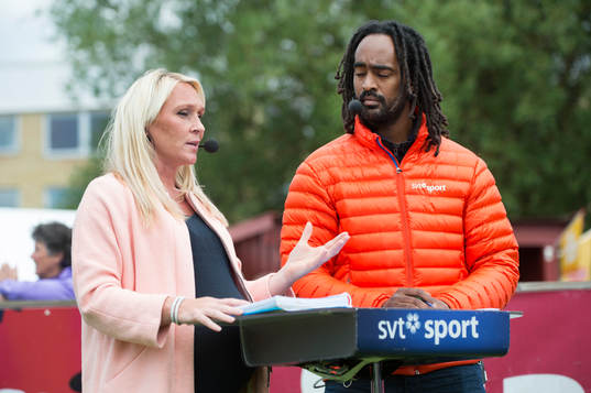 Sveriges Televisions Frida Östberg och David Fjäll i