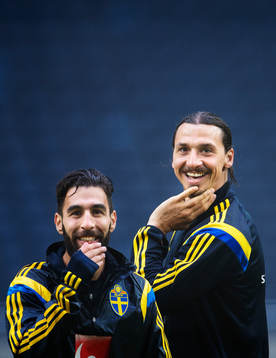 Jimmy Durmaz och Zlatan Ibrahimovic på Sveriges