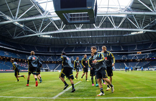 Tobias Hysén och Ola Toivonen joggar