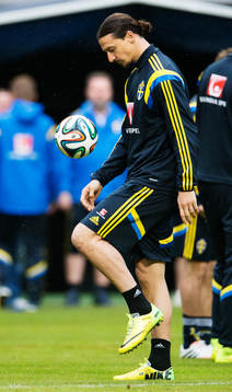 Zlatan Ibrahimovic på Sveriges fotbollandslags träning
