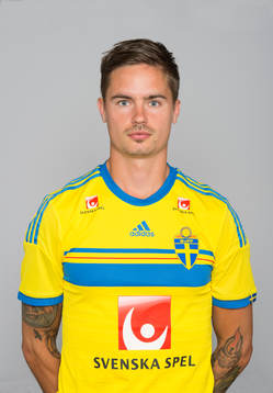 Sveriges fotbollsspelare Mikael Lustig
