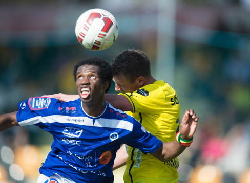 Åtvidabergs Mohammed Abubakari och Mjällbys Daniel