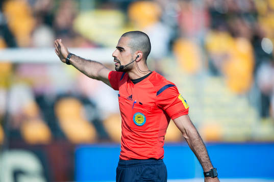 Domaren Mohammed Al-Hakim i matchen i allsvenskan mellan