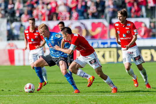 Halmstads Gudjón Baldvinsson och Kalmars Sebastian Ramhorn