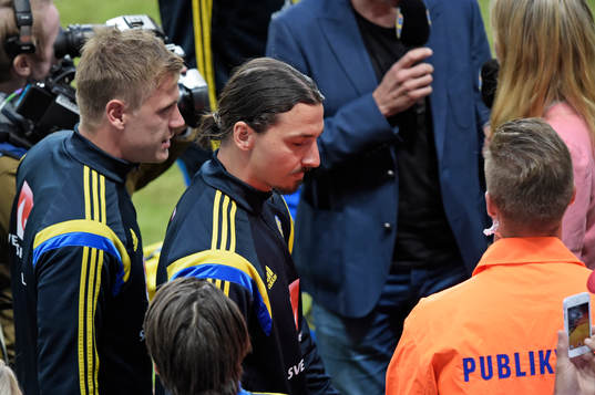 Sveriges Zlatan Ibrahimovic i halvtid